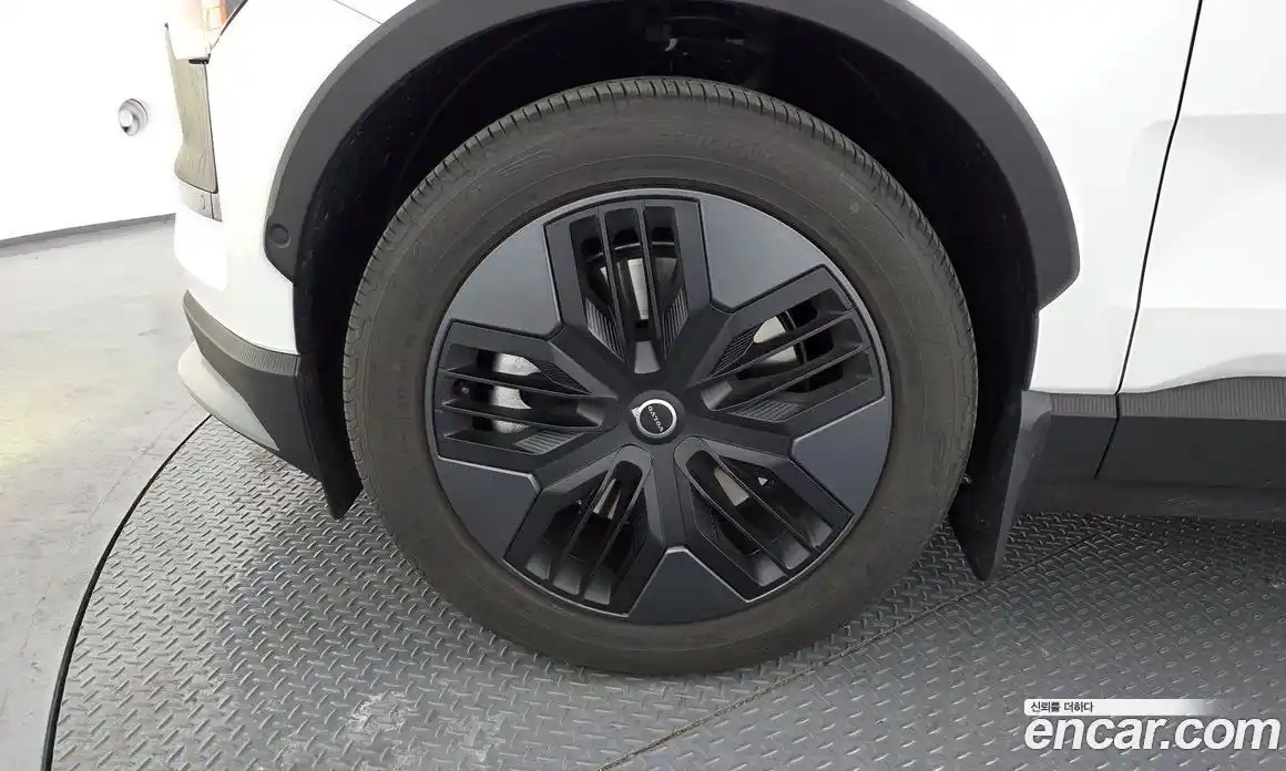 Volvo EX30 2026 0.2 Автомат в Москве № 626133, фото 5