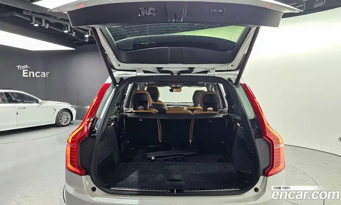 Volvo XC90 2024 2.0 Автомат в Москве № 626199, фото 19