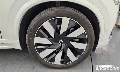 Volvo XC90 2024 2.0 Автомат в Москве № 626199, миниатюра 4