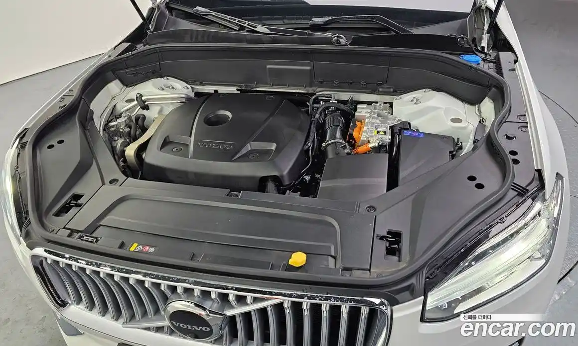 Volvo XC90 2024 2.0 Автомат в Москве № 626199, фото 5