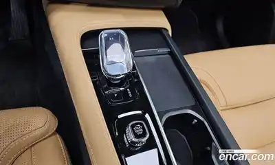 Volvo XC90 2024 2.0 Автомат в Москве № 626199, миниатюра 8