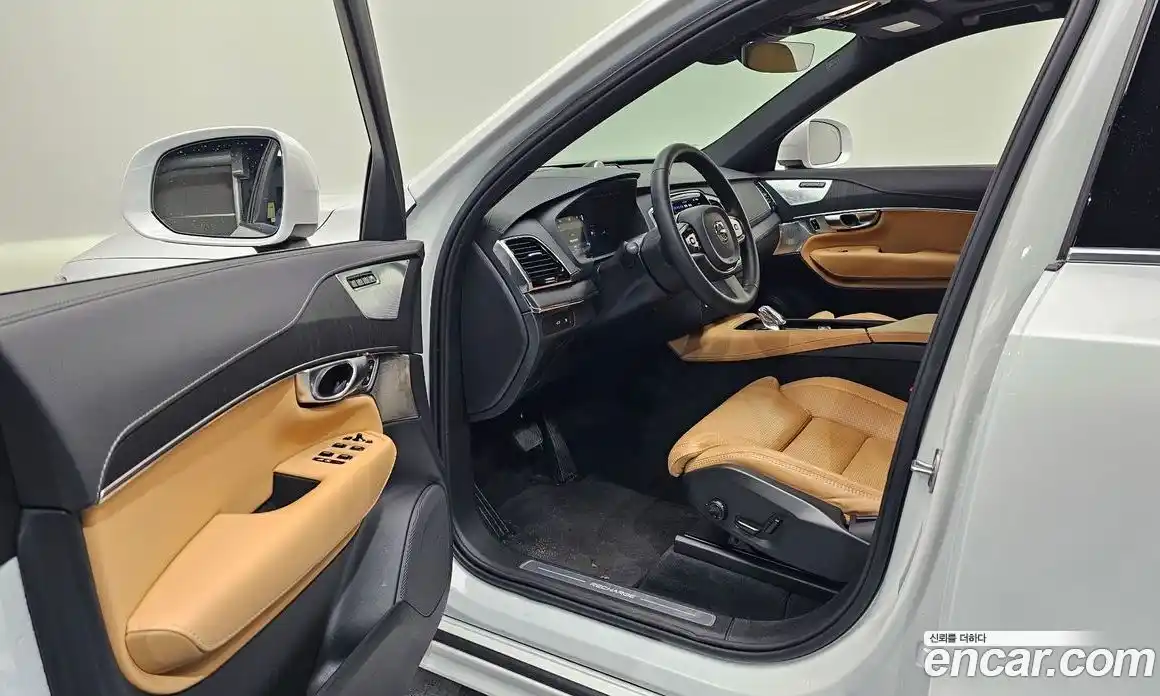 Volvo XC90 2024 2.0 Автомат в Москве № 626199, фото 9