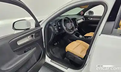 Volvo XC40 2021 2.0 Автомат в Москве № 626268, миниатюра 11