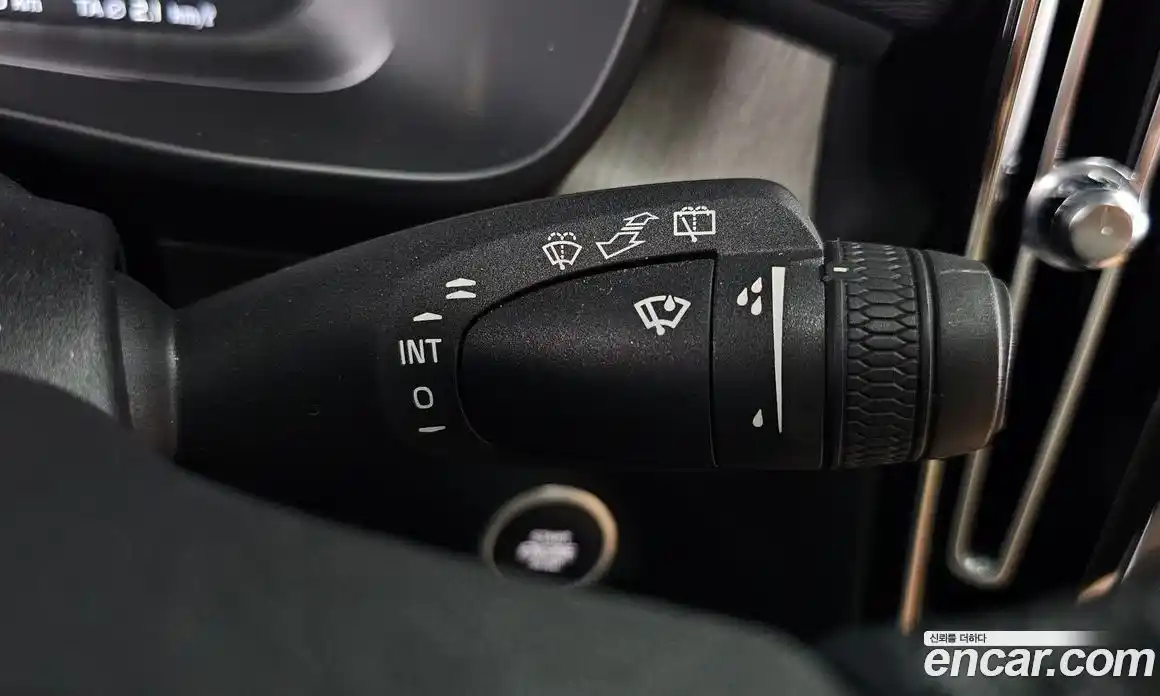 Volvo XC40 2021 2.0 Автомат в Москве № 626268, фото 17