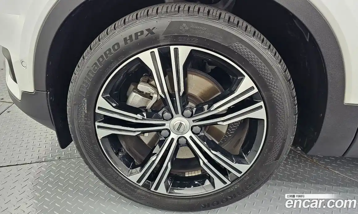 Volvo XC40 2021 2.0 Автомат в Москве № 626268, фото 5