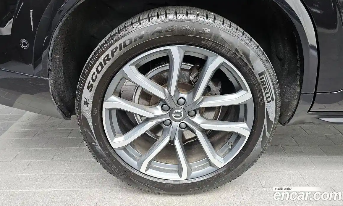 Volvo XC90 2018 2.0 Автомат в Москве № 626432, фото 5