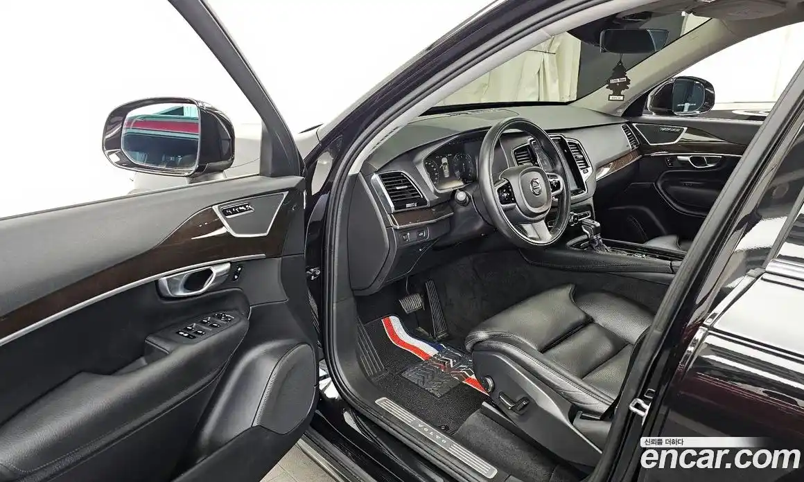 Volvo XC90 2018 2.0 Автомат в Москве № 626432, фото 10