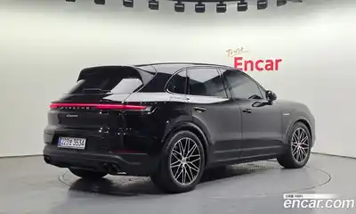 Porsche Cayenne 2024 3.0 Автомат в Москве № 626586, миниатюра 2