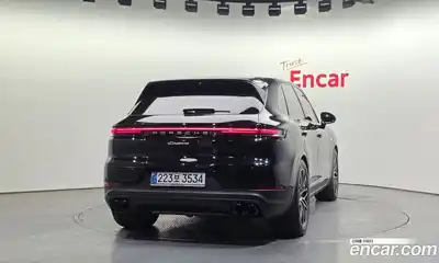 Porsche Cayenne 2024 3.0 Автомат в Москве № 626586, миниатюра 4