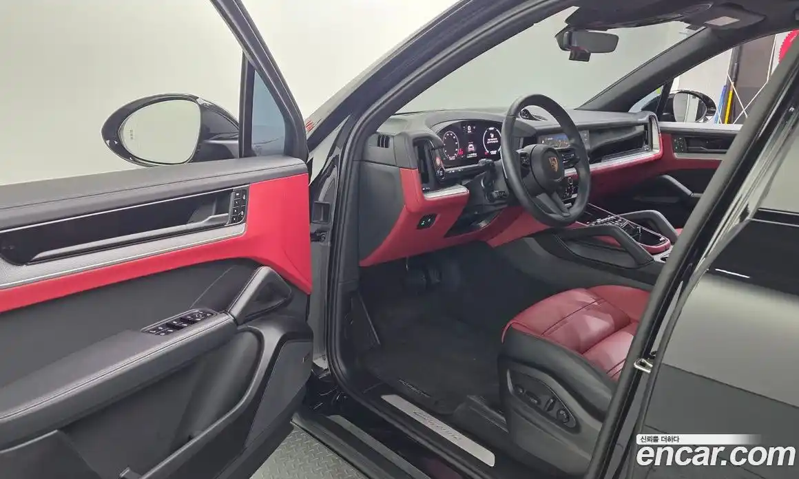 Porsche Cayenne 2024 3.0 Автомат в Москве № 626586, фото 10