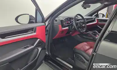 Porsche Cayenne 2024 3.0 Автомат в Москве № 626586, миниатюра 10