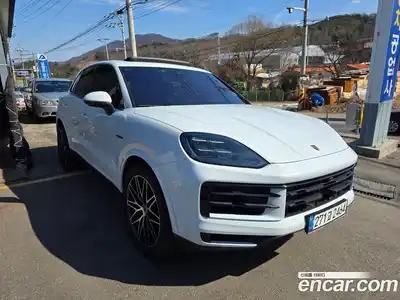 Porsche Cayenne, 2025