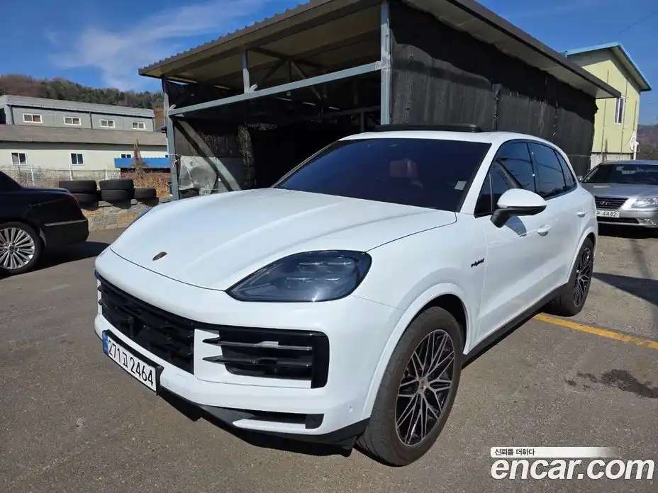 Porsche Cayenne 2025 3.0 Автомат в Москве № 626616, фото 3