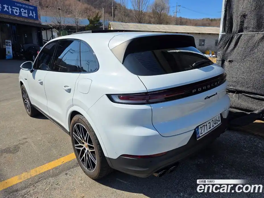 Porsche Cayenne 2025 3.0 Автомат в Москве № 626616, фото 5