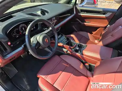 Porsche Cayenne 2025 3.0 Автомат в Москве № 626616, миниатюра 8