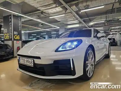 Porsche Panamera, 2024