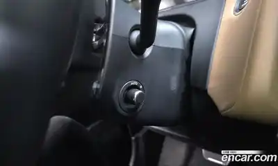 Land Rover Range-Rover Velar 2025 3.0 Автомат в Москве № 627317, миниатюра 12