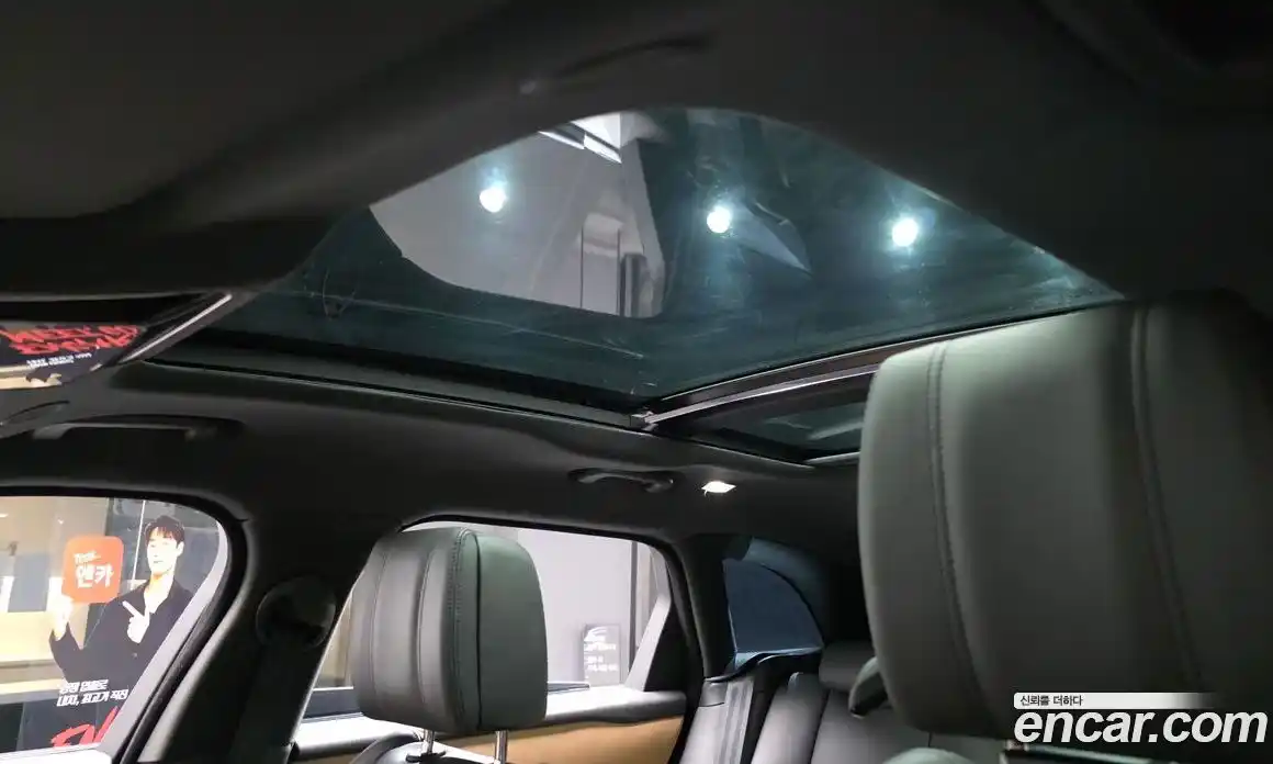 Land Rover Range-Rover Velar 2025 3.0 Автомат в Москве № 627317, фото 18