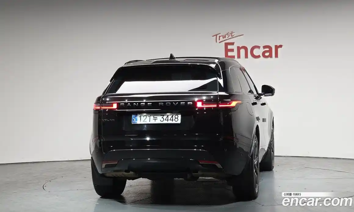 Land Rover Range-Rover Velar 2025 3.0 Автомат в Москве № 627317, фото 3