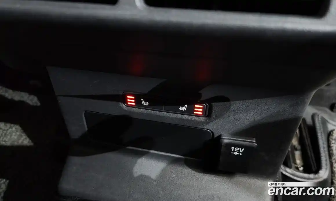 Land Rover Range-Rover Velar 2018 3.0 Автомат в Москве № 627430, фото 19