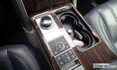 Land Rover Range-Rover 2017 4.4 Автомат в Москве № 627640, миниатюра 8