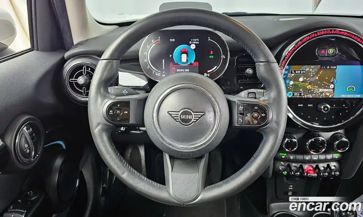 Mini Cooper 2024 1.5 Автомат в Москве № 627788, фото 13