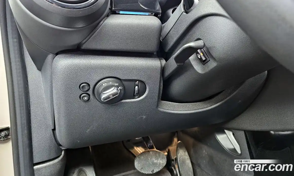 Mini Cooper 2024 1.5 Автомат в Москве № 627788, фото 16