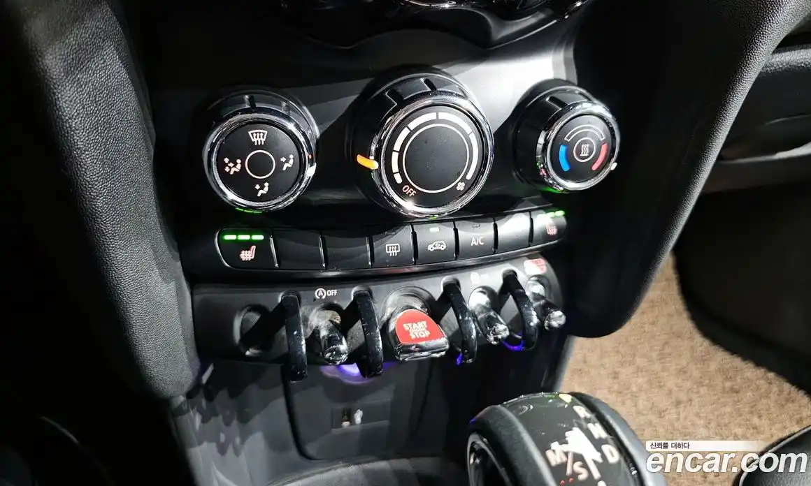 Mini Cooper 2019 1.5 Автомат в Москве № 627839, фото 17