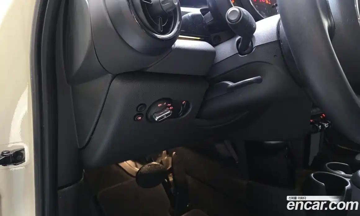 Mini Cooper 2023 1.5 Автомат в Москве № 627845, фото 15