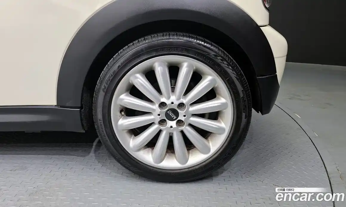 Mini Cooper 2010 1.6 Автомат в Москве № 628122, фото 5