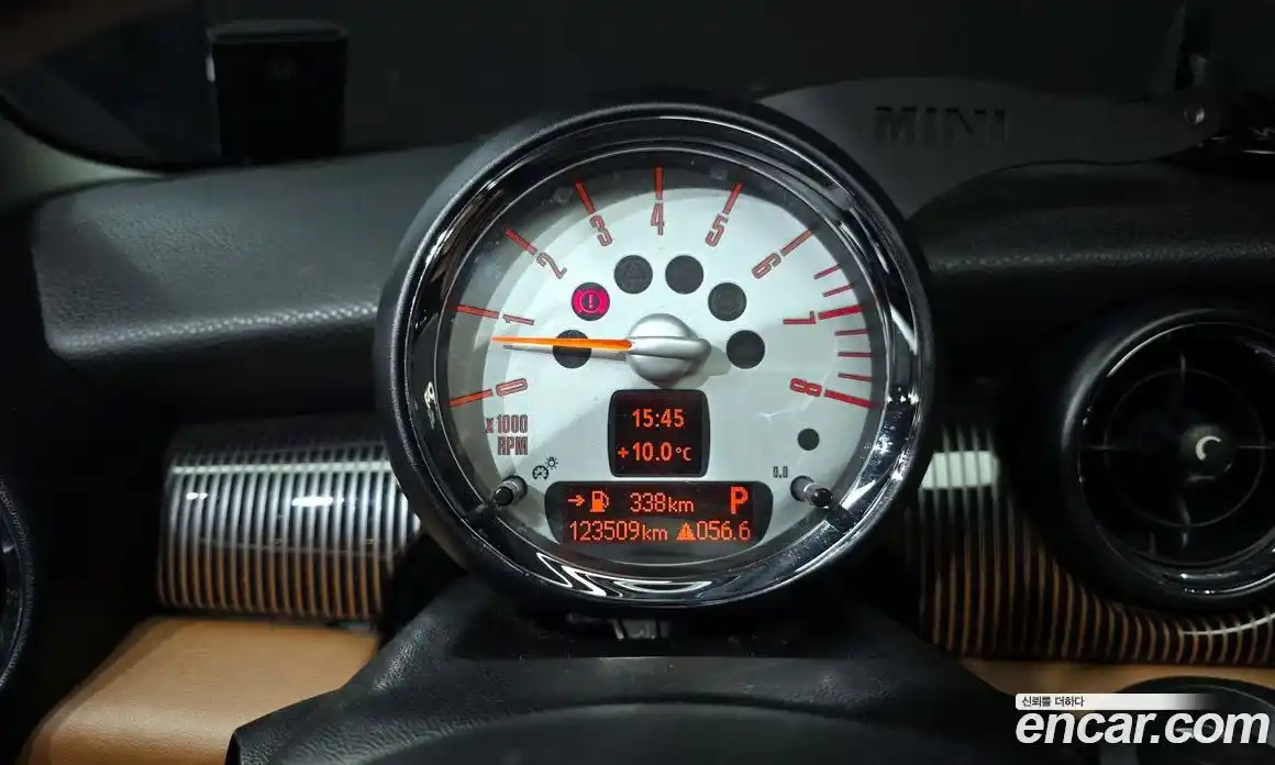 Mini Cooper 2010 1.6 Автомат в Москве № 628122, фото 8