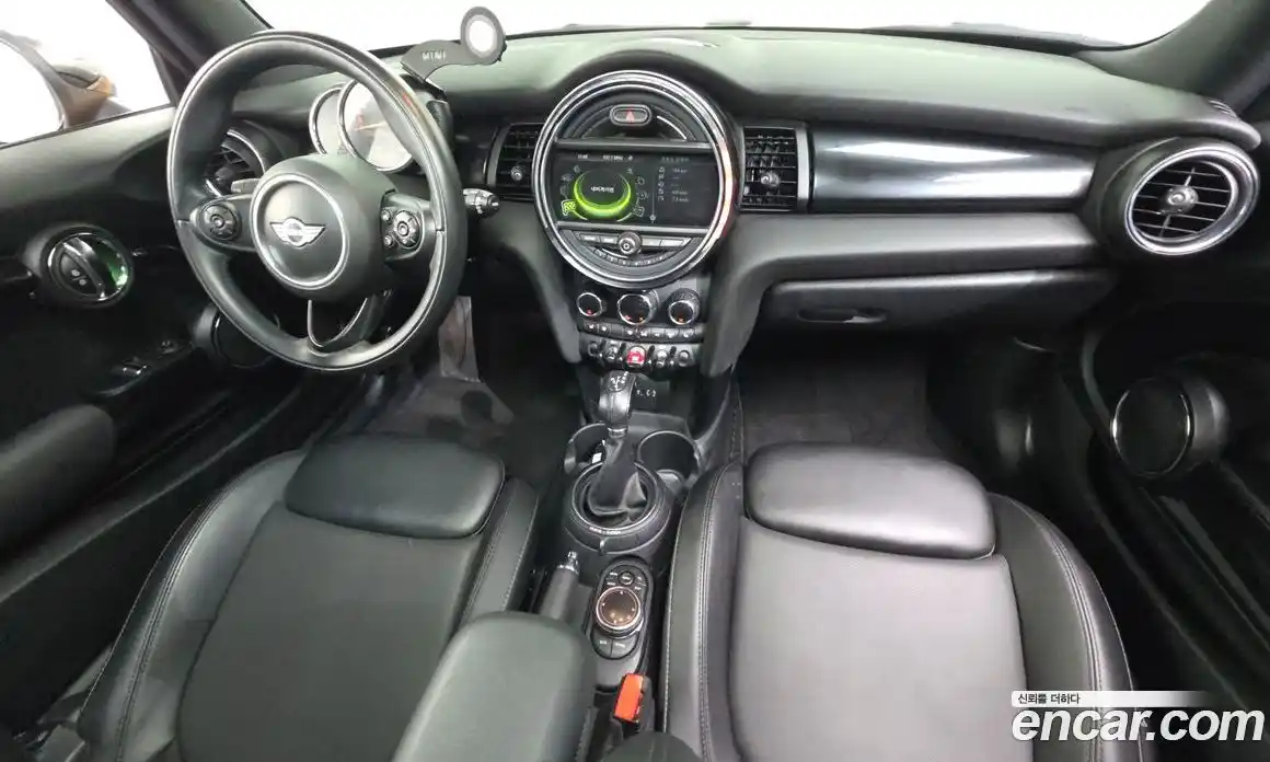 Mini Cooper 2014 1.5 Автомат в Москве № 628165, фото 7