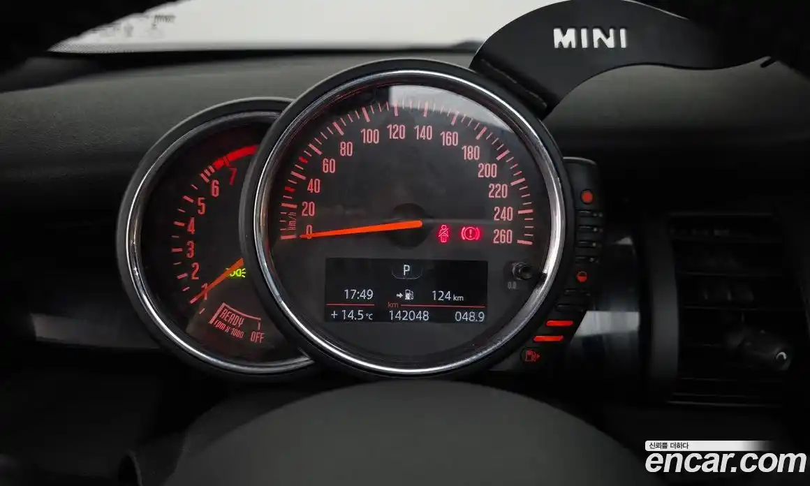 Mini Cooper 2014 1.5 Автомат в Москве № 628165, фото 8