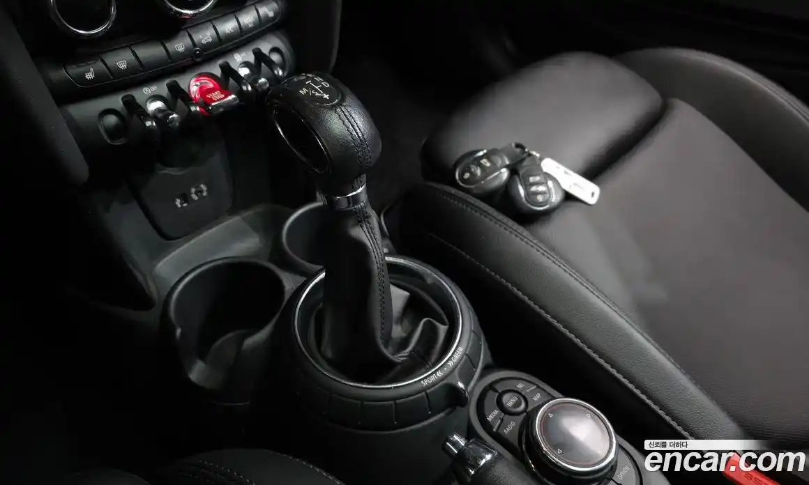 Mini Cooper 2014 1.5 Автомат в Москве № 628165, фото 9