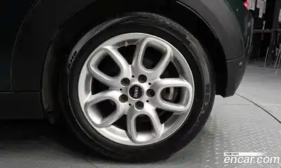 Mini Cooper 2014 1.5 Автомат в Москве № 628189, миниатюра 5