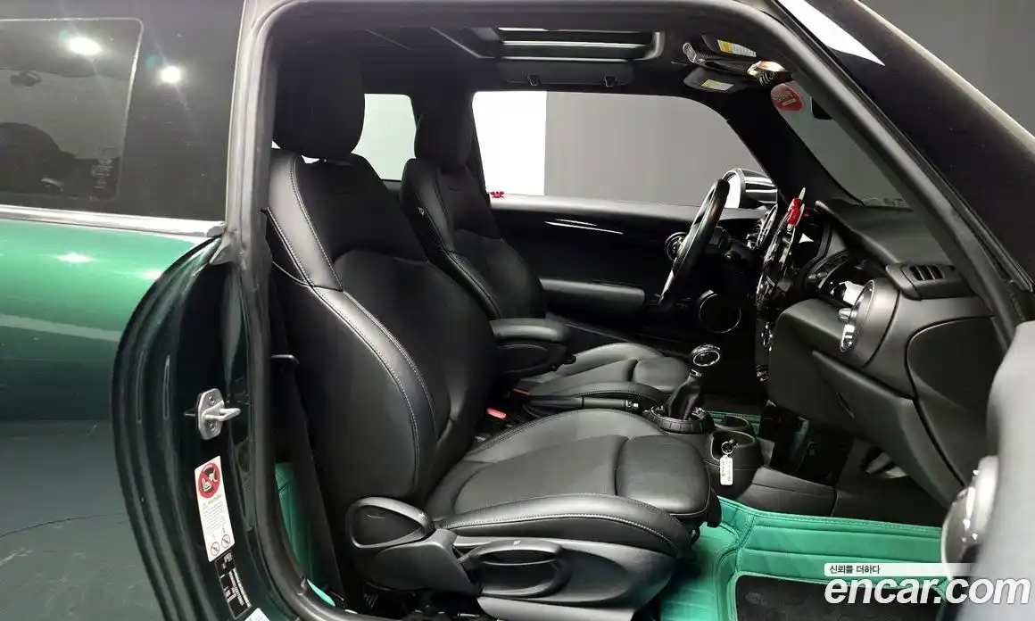 Mini Cooper 2014 1.5 Автомат в Москве № 628189, фото 10