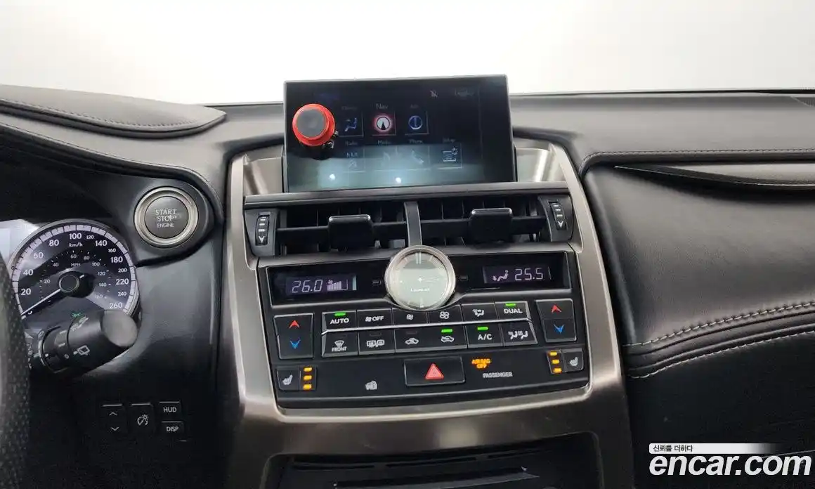 Lexus NX 2017 2.0 Автомат в Москве № 628579, фото 15