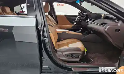 Lexus ES 2021 2.5 Автомат в Москве № 628602, миниатюра 11