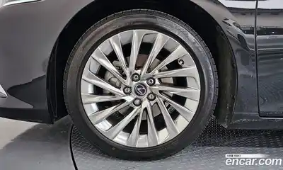 Lexus ES 2021 2.5 Автомат в Москве № 628602, миниатюра 5