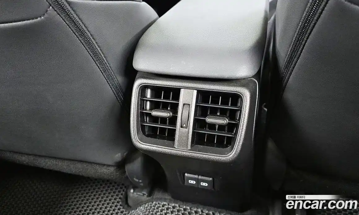 Lexus UX 2021 2.0 Автомат в Москве № 628609, фото 19