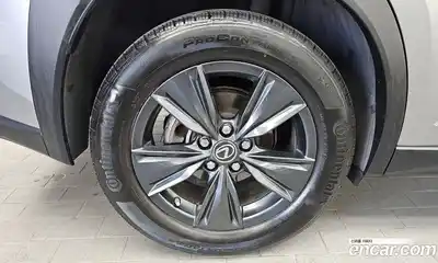 Lexus UX 2021 2.0 Автомат в Москве № 628609, миниатюра 5