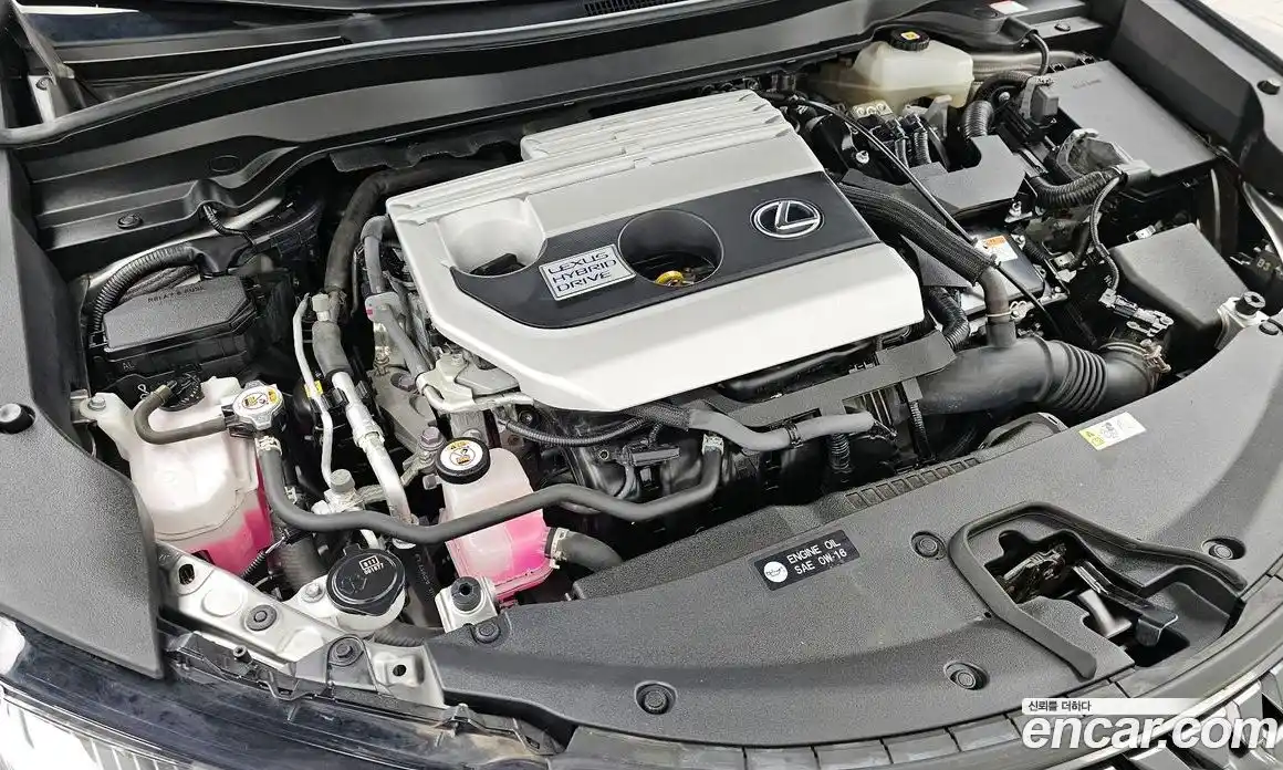 Lexus UX 2021 2.0 Автомат в Москве № 628609, фото 6