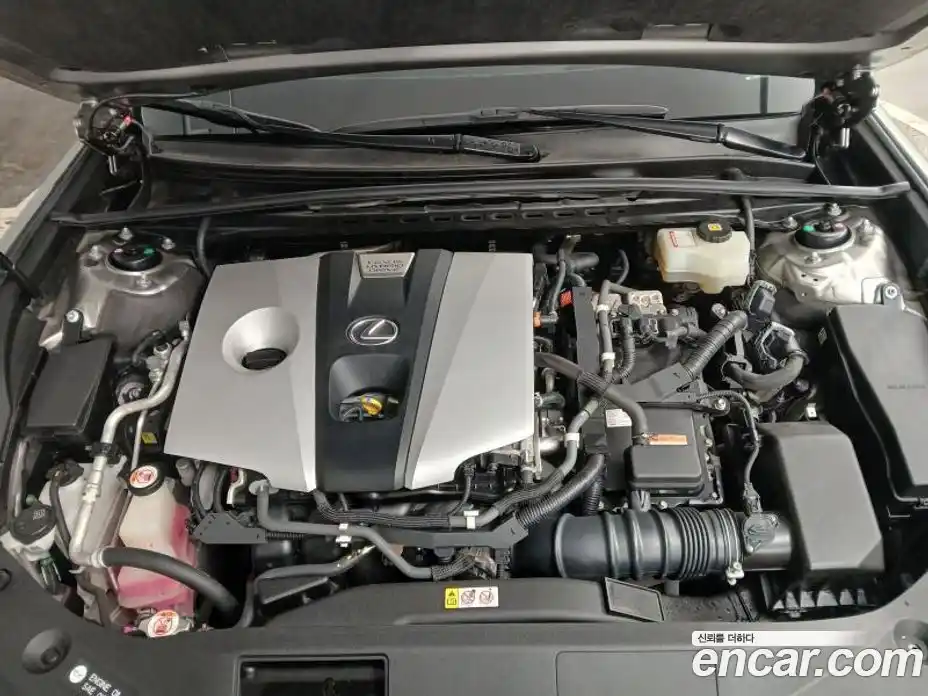 Lexus ES 2019 2.5 Автомат в Москве № 628774, фото 19