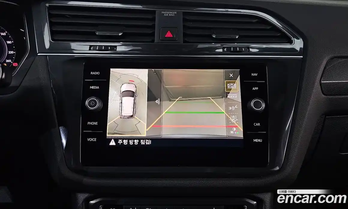 Volkswagen Tiguan 2020 2.0 Автомат в Москве № 628914, фото 16