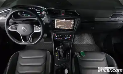 Volkswagen Tiguan 2023 2.0 Автомат в Москве № 629070, миниатюра 7