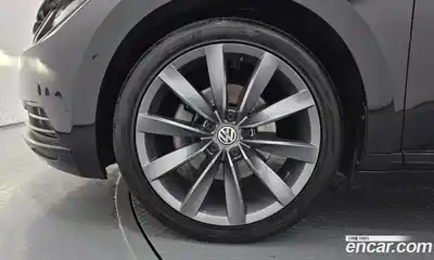 Volkswagen Arteon 2020 2.0 Автомат в Москве № 629100, миниатюра 5