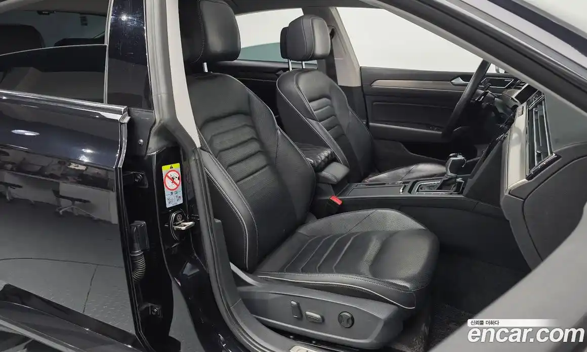 Volkswagen Arteon 2020 2.0 Автомат в Москве № 629100, фото 10