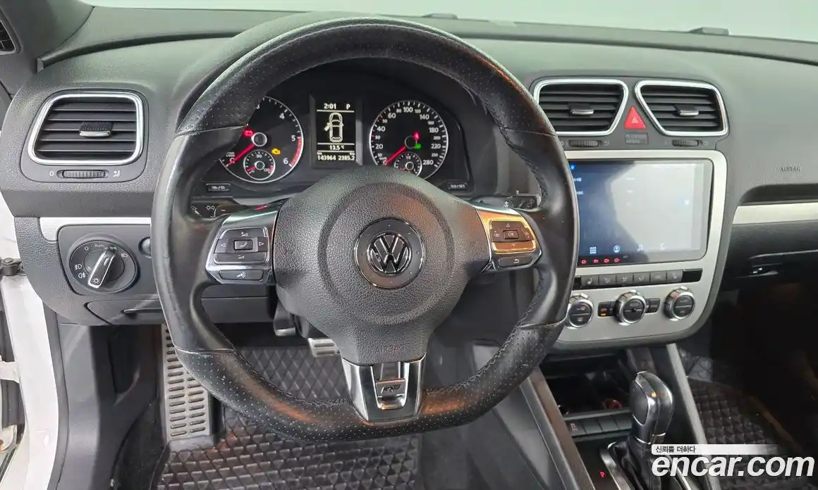 Volkswagen Scirocco 2014 2.0 Автомат в Москве № 629155, фото 13