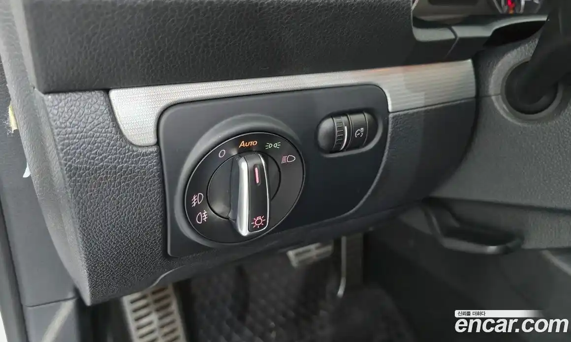 Volkswagen Scirocco 2014 2.0 Автомат в Москве № 629155, фото 18