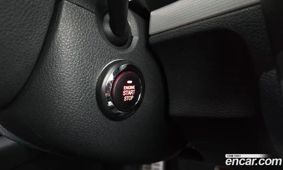 Volkswagen Scirocco 2014 2.0 Автомат в Москве № 629155, фото 19